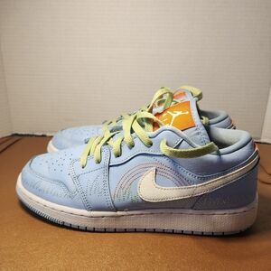 Nike Air Jordan 1 Low SE GS Stitch Psychic Blue DO8227-400 Size  6.5 Women's 8